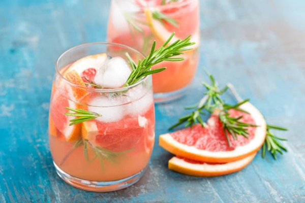 5 reasons why you should drink water with grapefruit